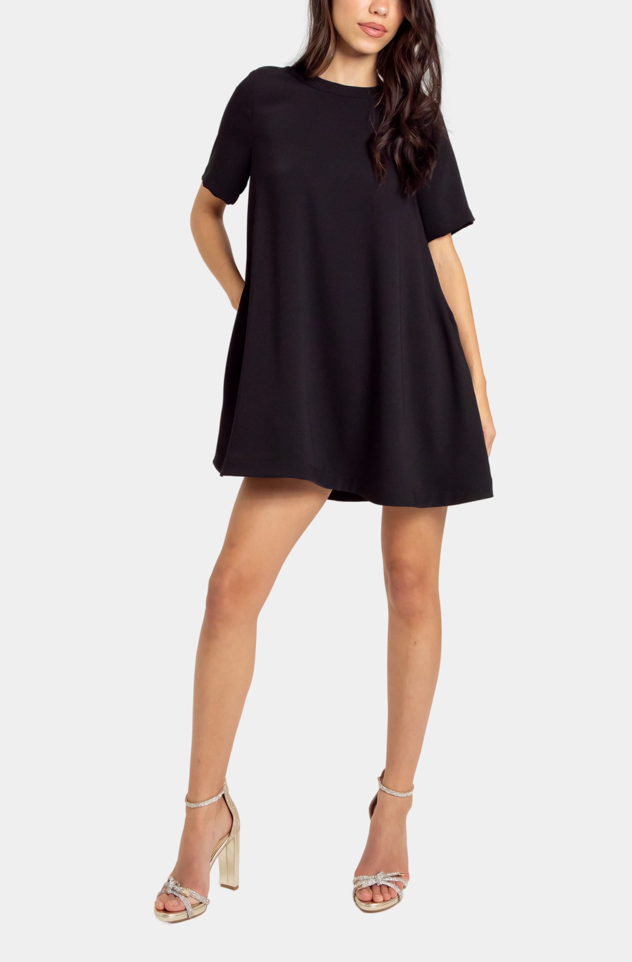 Teagan Mini Dress - Chic and Breezy Style HEMLINE French Quarter Teagan Mini Dress - Chic and Breezy Style HEMLINE French Quarter
