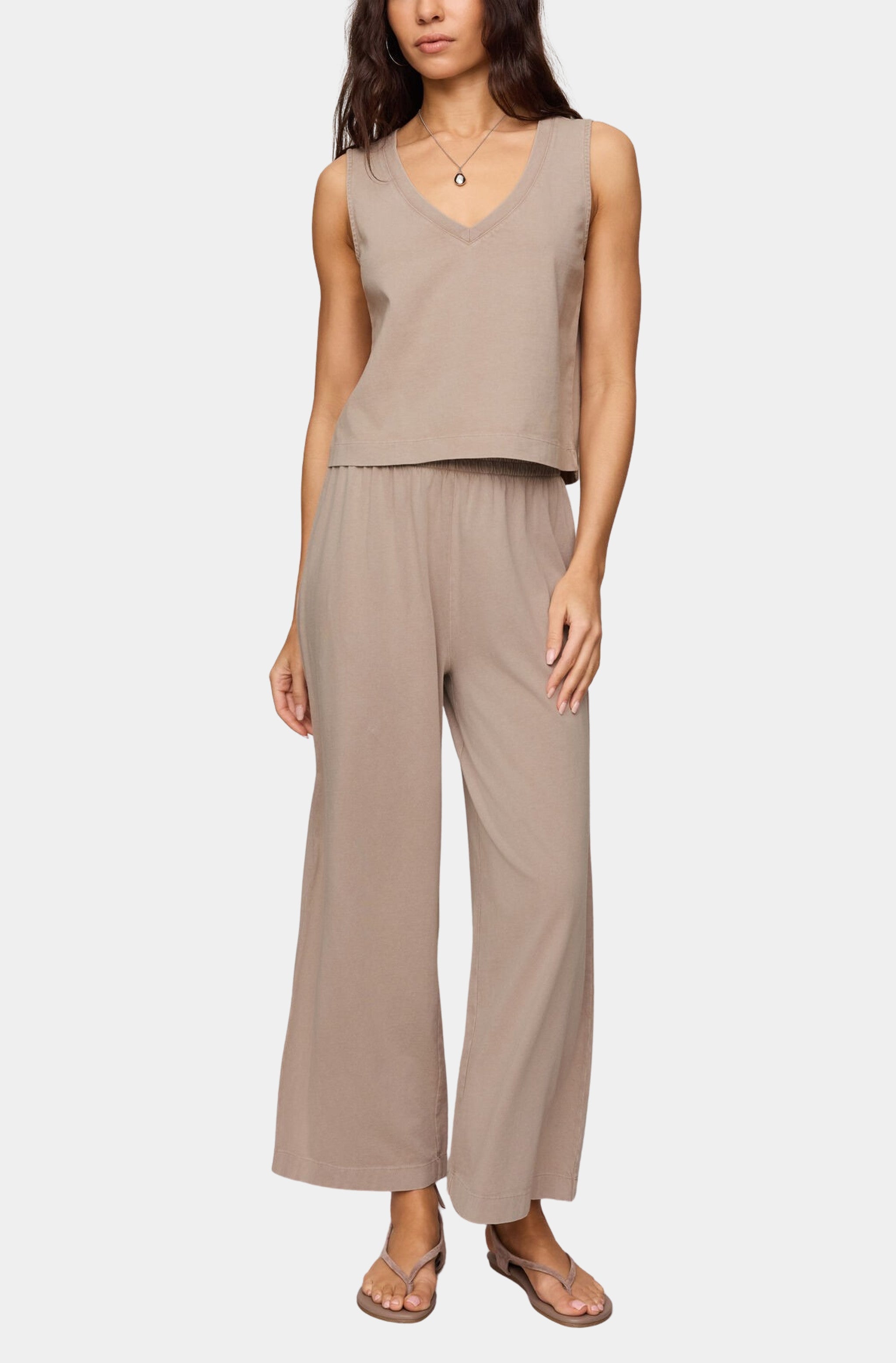 Sloane V-Neck Top – HEMLINE French Quarter