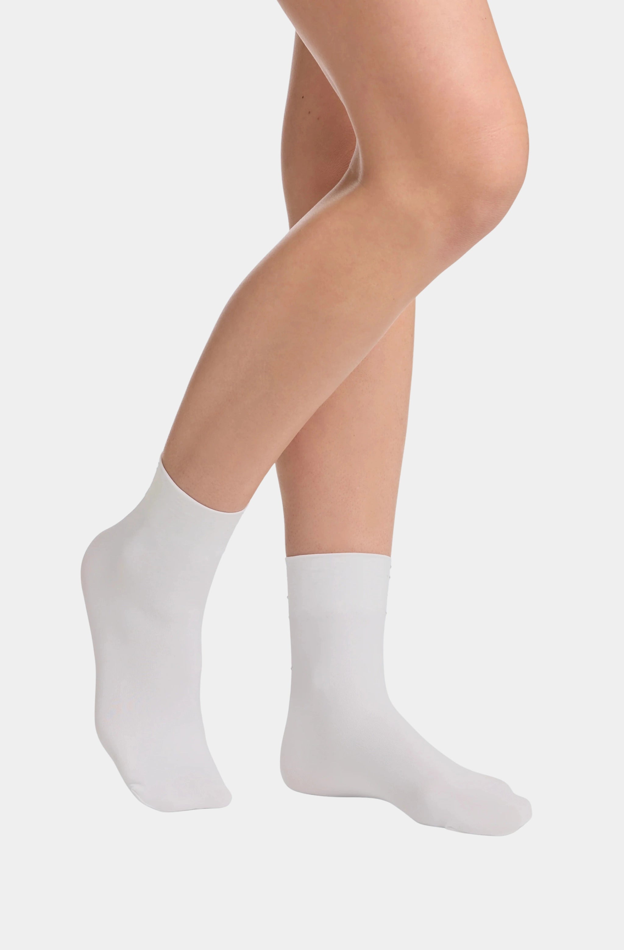 Ultimate Opaque Ankle Socks