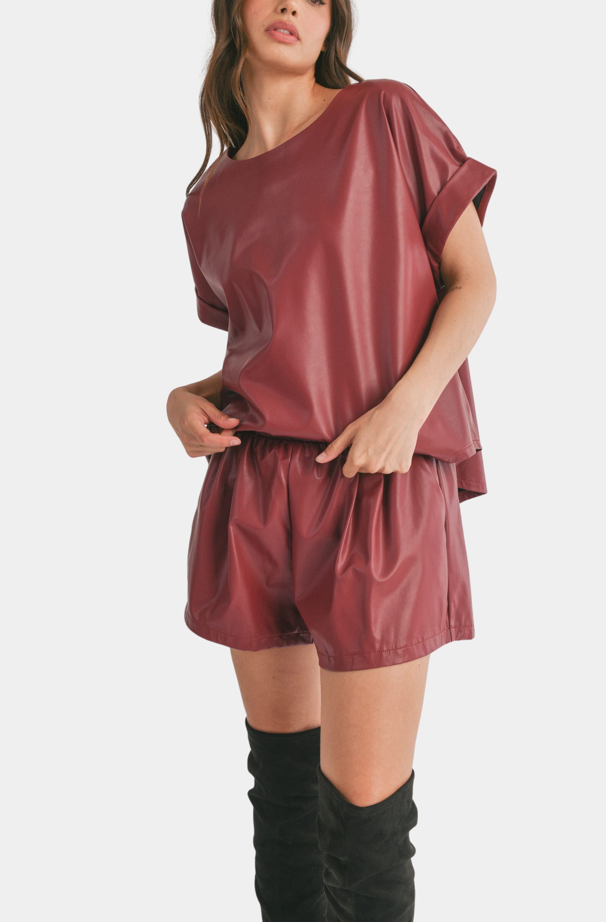 Oversized Marianne Top with elastic waist and cuff short sleeves