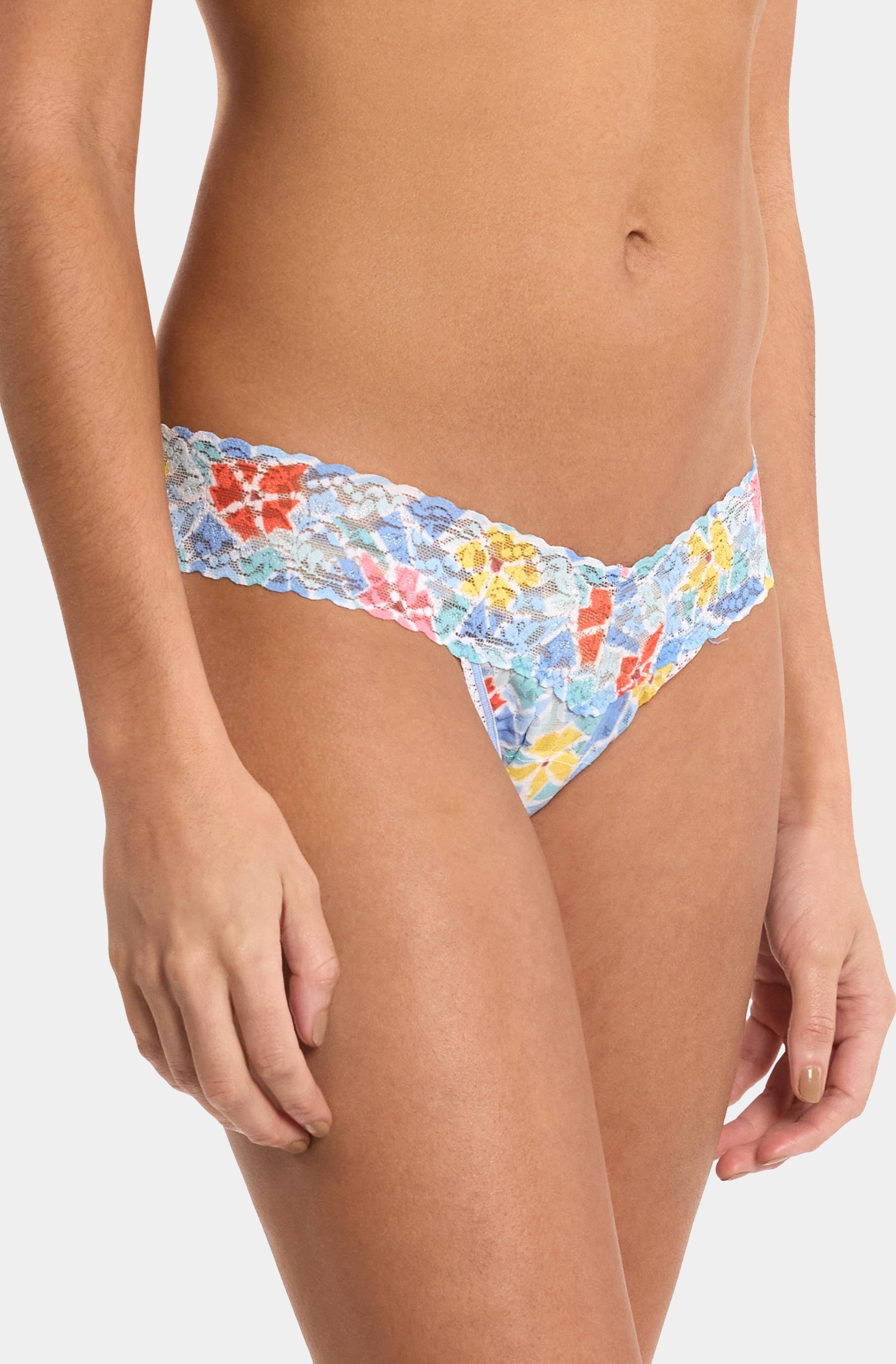 Printed Signature Lace Low Rise Thong